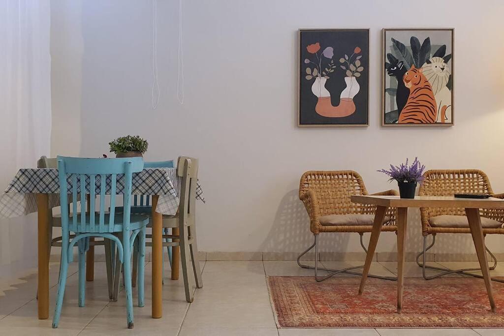 נקודת חן Apartamento Shadmot Devora Exterior foto